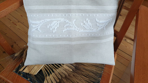 Kissenbezug "Tulpe" handgewebt in Pibionis-Technik - sardische Textilkunst (40,5 x 40,5 cm)
